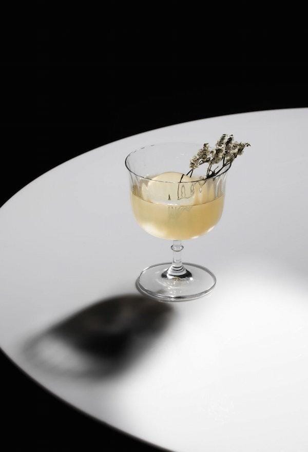 chamomile infused non-alcoholic gin made using ovant verve
