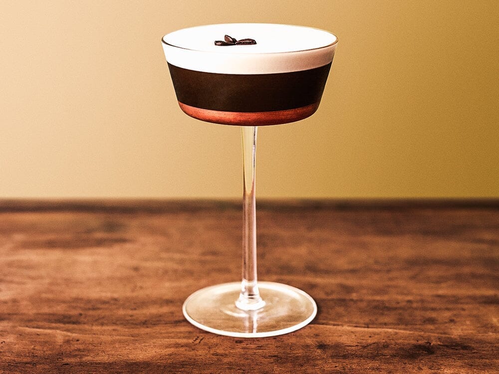 Espresso Martini Mocktail made with Seedlip spice 94 Sans Drinks