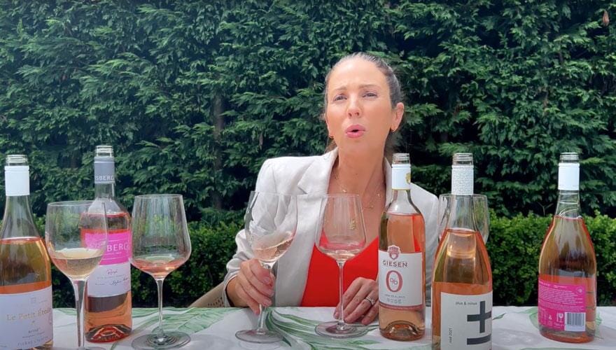 Irene Falcone reviewing Non-Alcoholic Roses from Sans Drinks