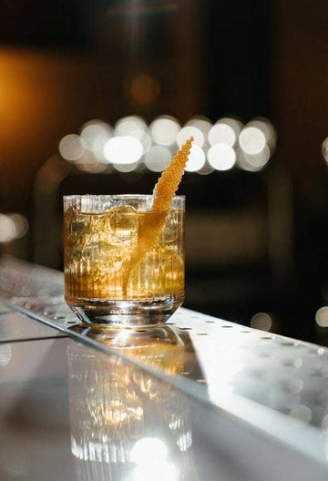 Amaretti Mocktail made with Lyre’s Amaretti Sans Drinks