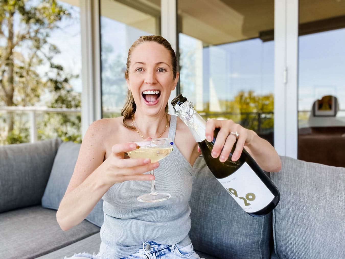 Buy 1920 Wines Non-Alcoholic Sparkling White - Sans Drinks